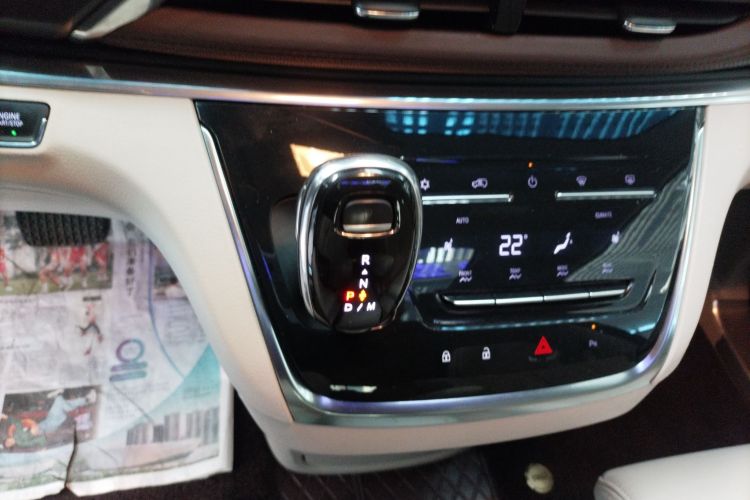 别克GL8 2020款 陆上公务舱 652T 豪华型局部细节18