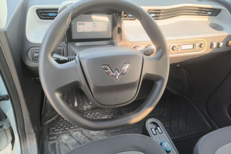 五菱汽车 宏光MINIEV 2020款 轻松款 三元锂中控内饰13