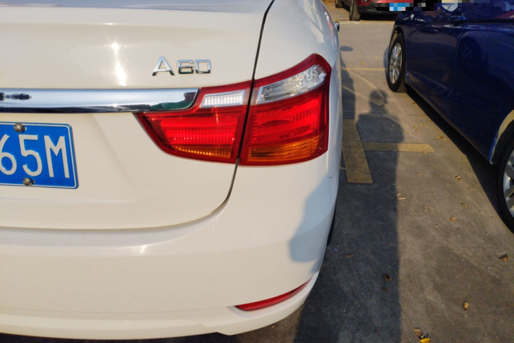 东风风神A60 2016款 1.5L 手动豪华型车身外观6006