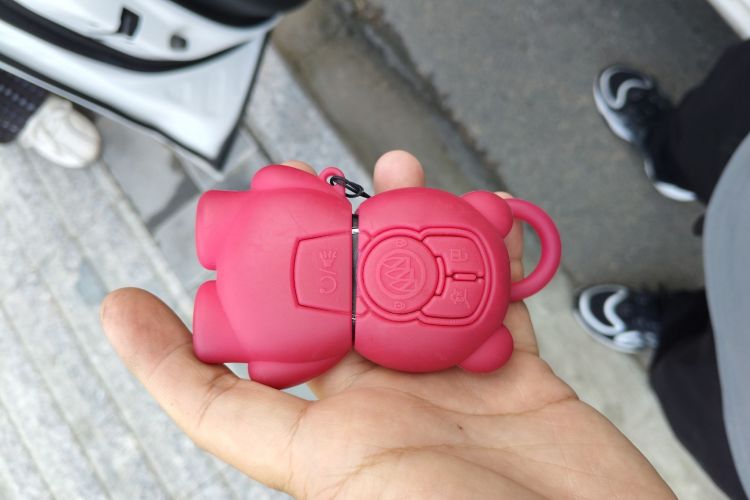 别克GL6 2019款 18T 6座互联尊贵型 国VI中控内饰7001