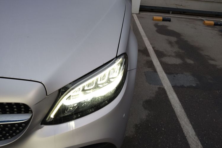 奔驰C级 2019款 C 180 L 时尚型运动版局部细节36