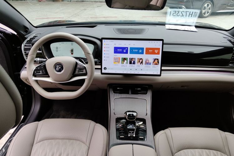 比亚迪 汉 2025款 EV 701KM尊享型中控内饰16