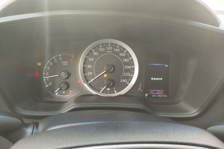 丰田 卡罗拉 2019款 1.2T S-CVT GL先锋版中控内饰14