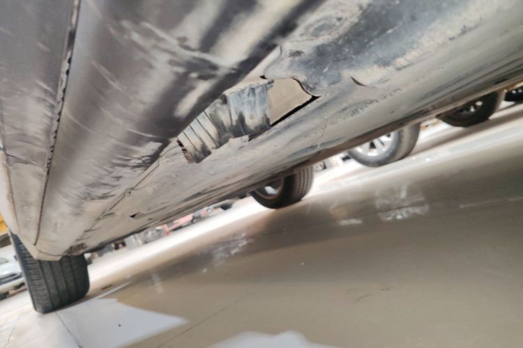 宝马X4 2014款 xDrive20i X设计套装局部细节9002