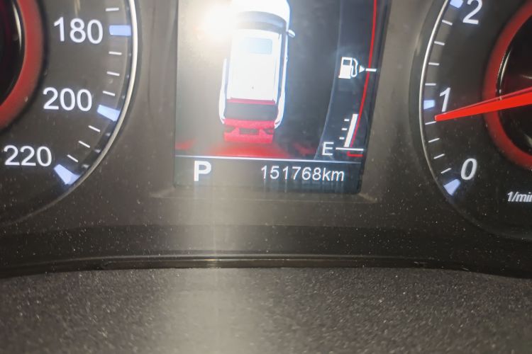 中华V3 2017款 1.5L 自动智能型中控内饰15