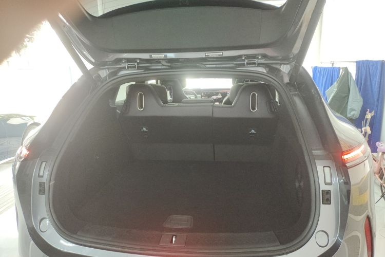 阿维塔07 2024款 Max增程版机舱底盘23