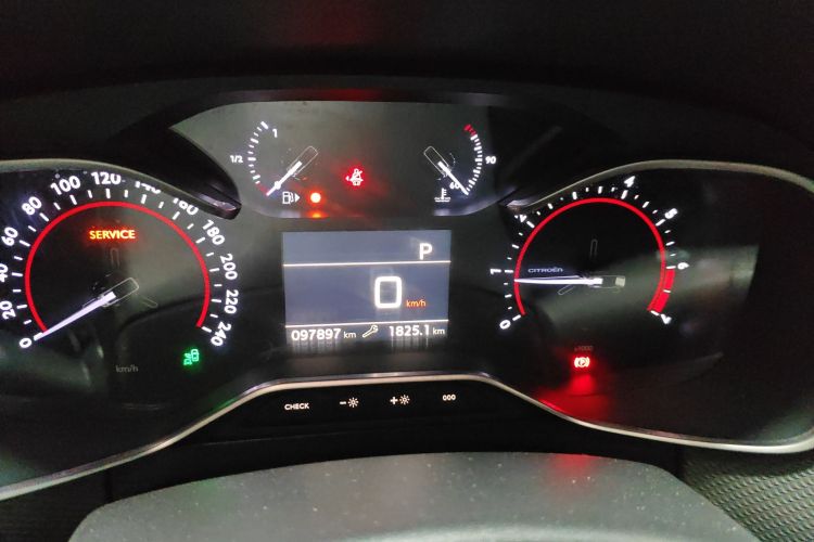 雪铁龙C6 2017款 350THP 豪华型中控内饰14