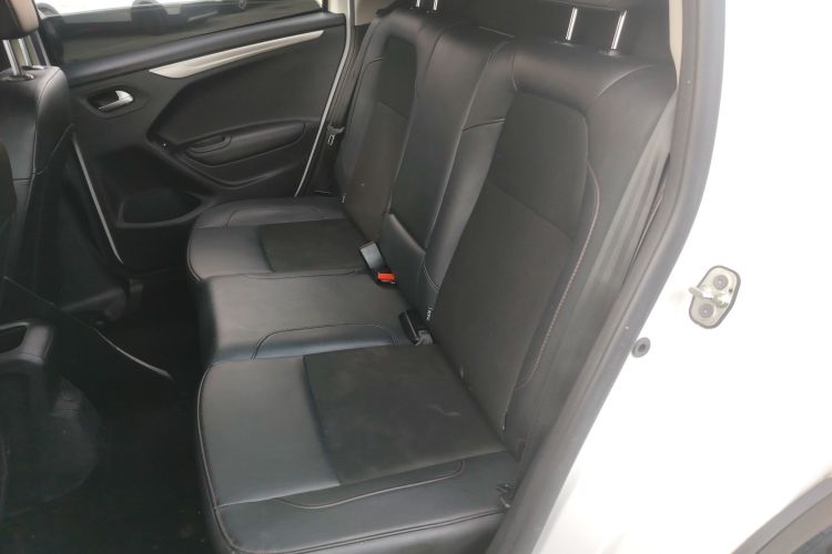 雪铁龙C3-XR 2015款 1.6L 自动先锋型中控内饰21