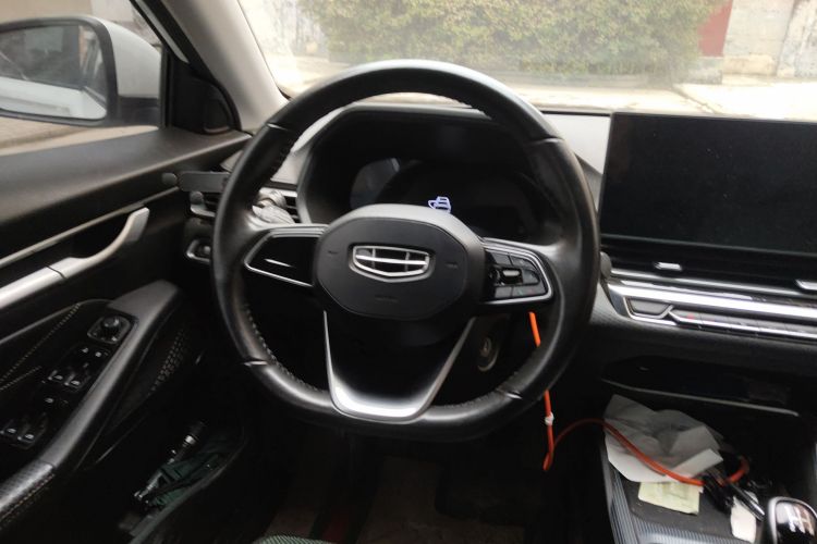 吉利汽车 帝豪 2023款 第4代冠军版 1.5L 手动豪华型中控内饰13