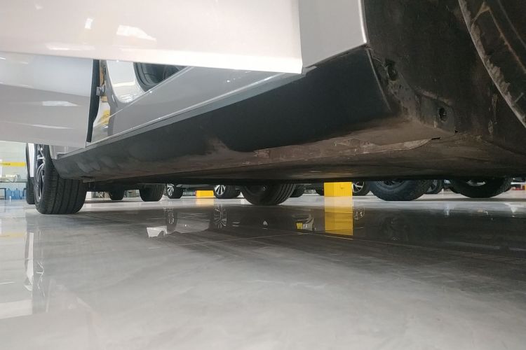 荣威D7 2025款 DMH 125km 世界冠军卓越版局部细节9001