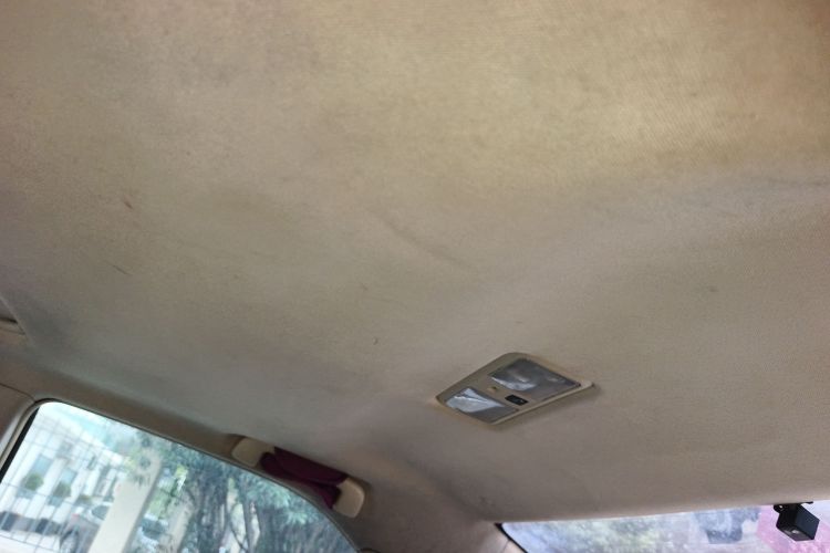 丰田 凯美瑞 2015款 2.0E 精英版局部细节22