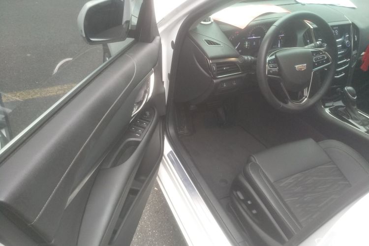 凯迪拉克ATS-L 2017款 28T 技术型中控内饰7003