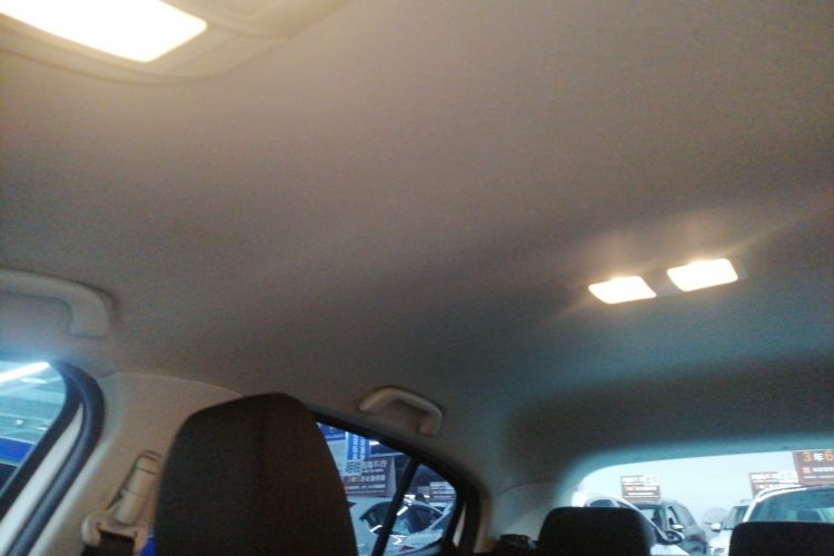 马自达3 昂克赛拉 2019款 云控版 两厢 1.5L 自动舒适型 国VI中控内饰22