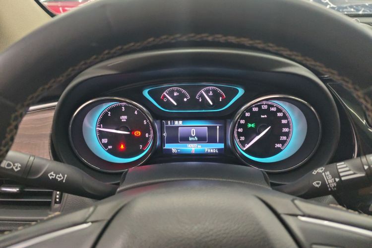 别克 昂科威 2017款 20T 两驱精英型中控内饰14