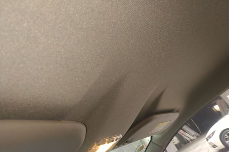 标致301 2016款 1.6L 手动舒适版局部细节22