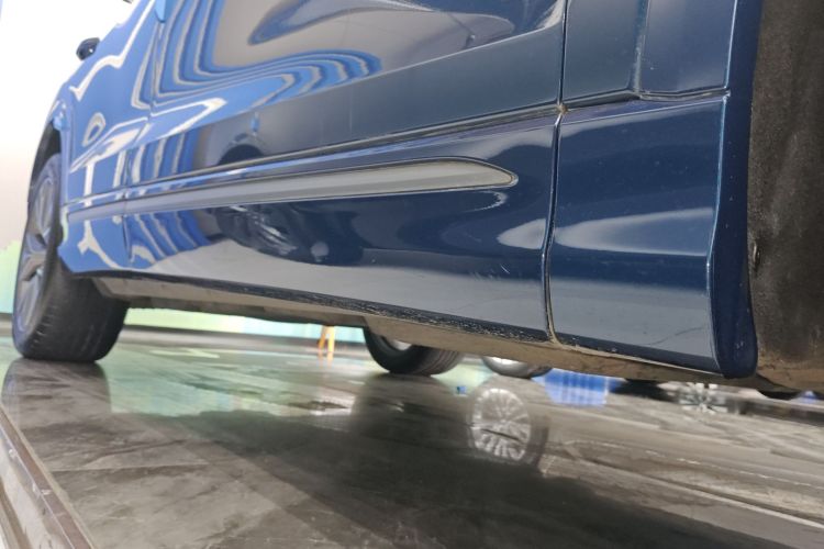 奥迪Q8 2021款 55 TFSI 豪华动感型局部细节9001