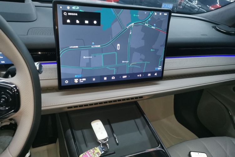 吉利银河 银河星耀8 2025款 130km EM-i 旗舰版中控内饰16