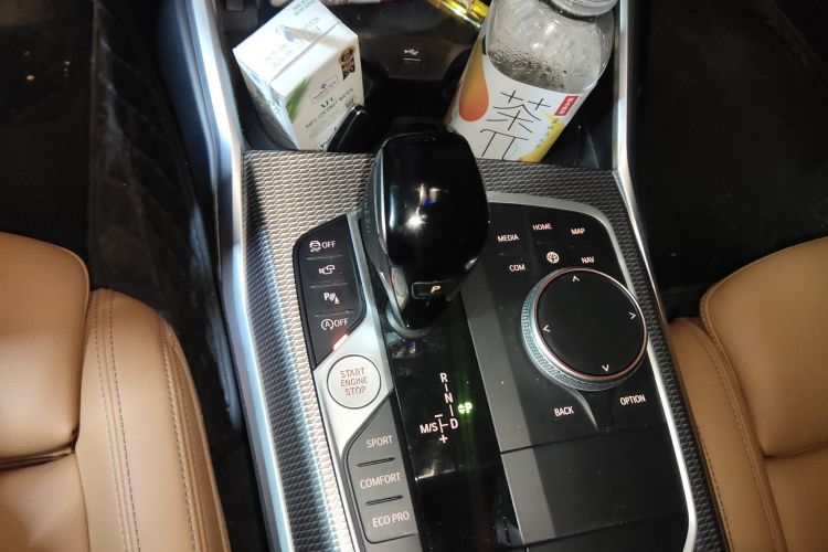 宝马3系 2020款 325Li M运动曜夜套装中控内饰18