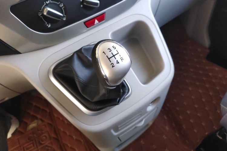 江淮瑞风 瑞风M3 2019款 创客版 1.8L 豪华型局部细节18