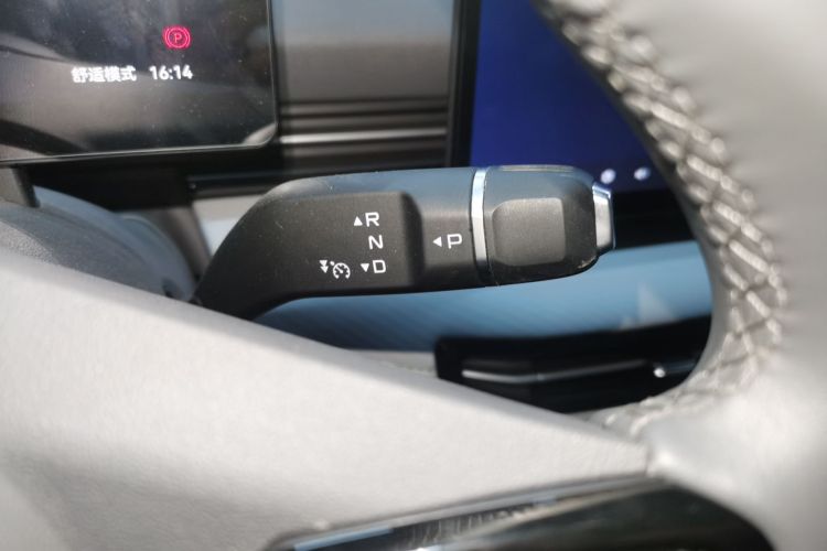 奔腾 悦意03 2025款 445km 欢悦版中控内饰18