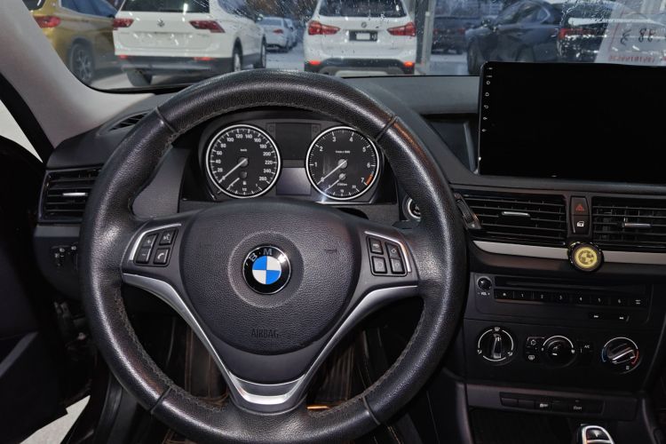 宝马X1 2014款 sDrive18i 时尚型中控内饰13