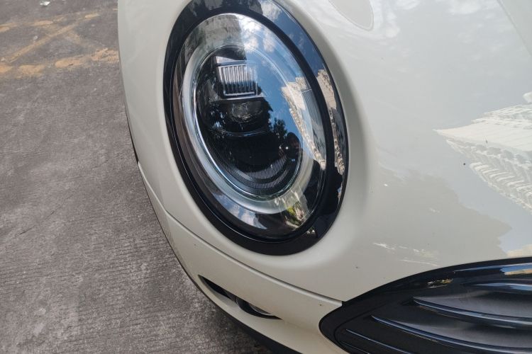 MINI Clubman 2023款 1.5T 白衬衫特别版车身外观8