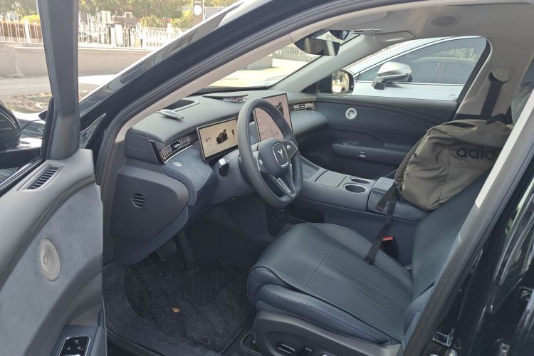 岚图汽车 岚图FREE 2025款 FREE+ 后驱乾崑版局部细节19