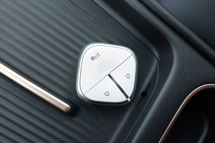 宝骏云海 2024款 600km 纯电版中控内饰11