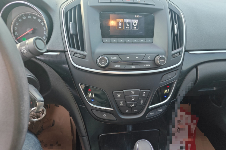 别克 君威 2015款 1.6T 领先技术型中控内饰16