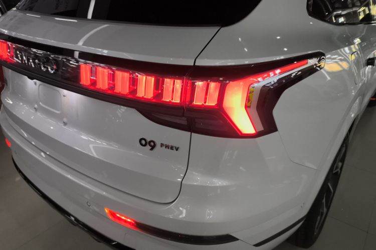 领克09 EM-P 2021款 2.0T PHEV Halo 六座车身外观6006