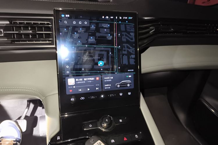 蔚来ES8 2020款 580KM 七座版中控内饰16