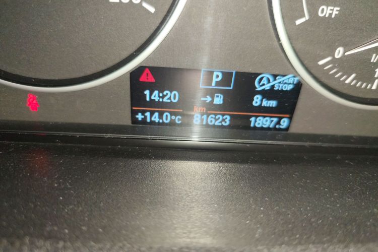 宝马4系 2016款 420i 时尚型中控内饰15