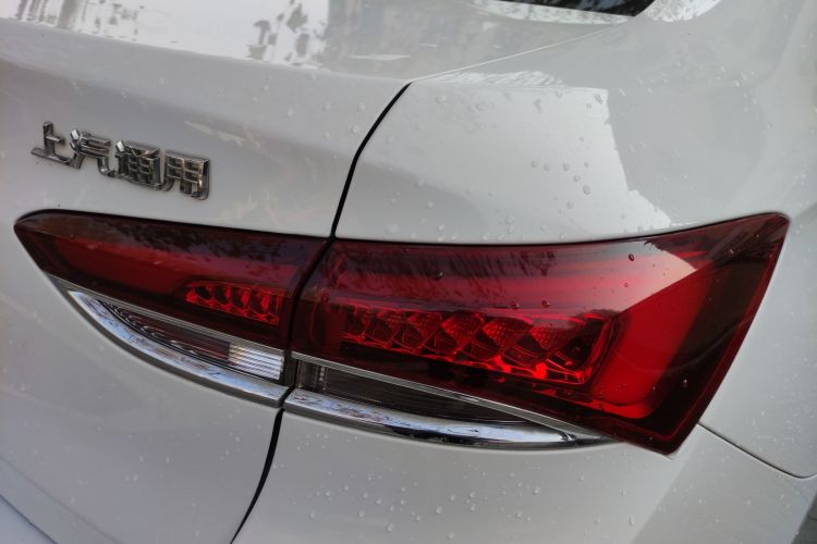 别克 英朗 2018款 15T 手动进取型 国V车身外观9