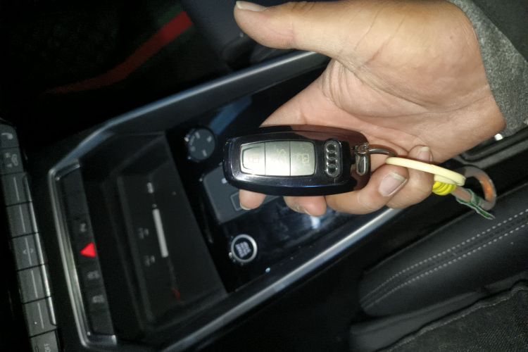 奥迪A3 2021款 A3L Limousine 35 TFSI 时尚运动型中控内饰7001