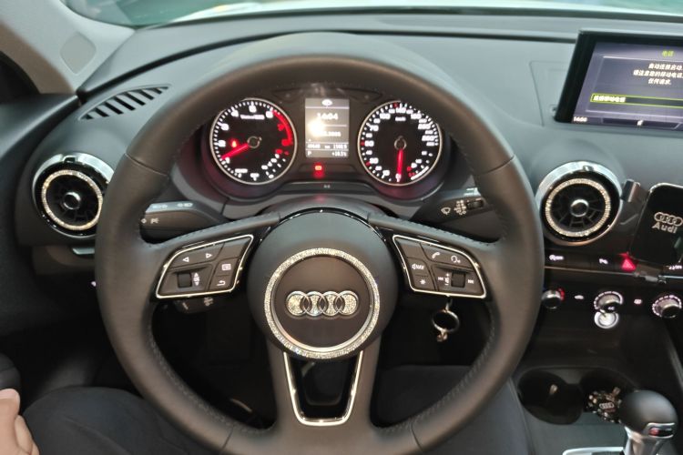 奥迪A3 2020款 Sportback 35 TFSI 时尚型 国VI中控内饰13