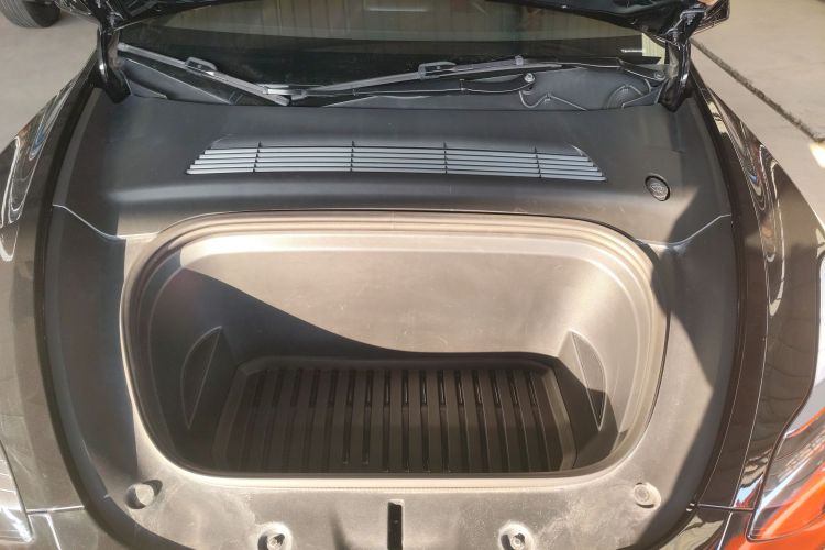 特斯拉 Model Y 2022款 改款 长续航全轮驱动版局部细节24