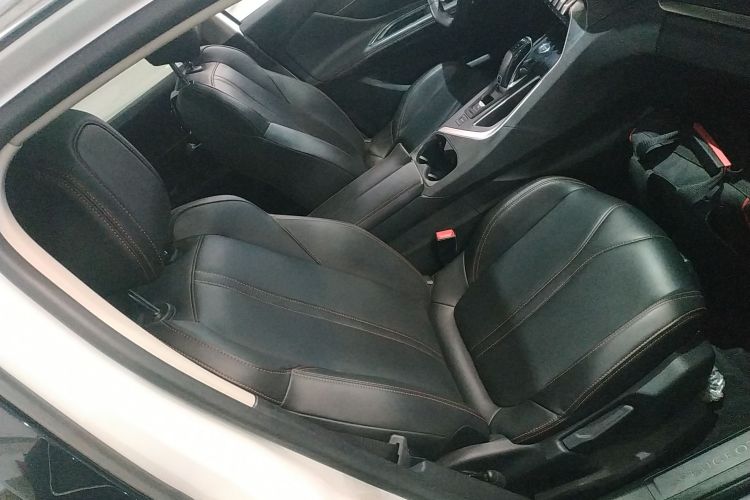 标致4008 2019款 360THP 尝先版局部细节41