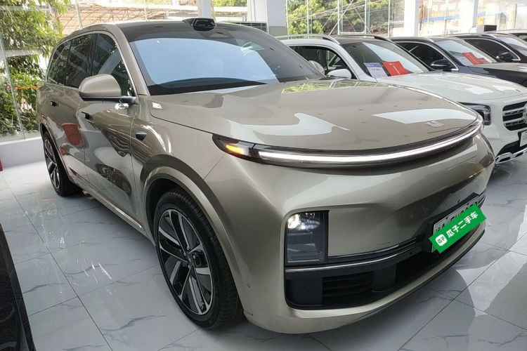 理想汽车 理想L9 2022款 Max车身外观3