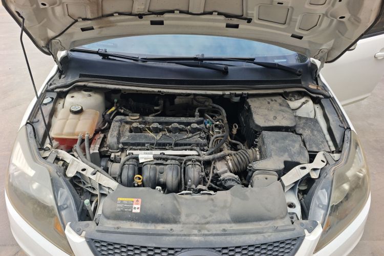 福特 福克斯 2013款 两厢经典 1.8L 自动基本型局部细节24