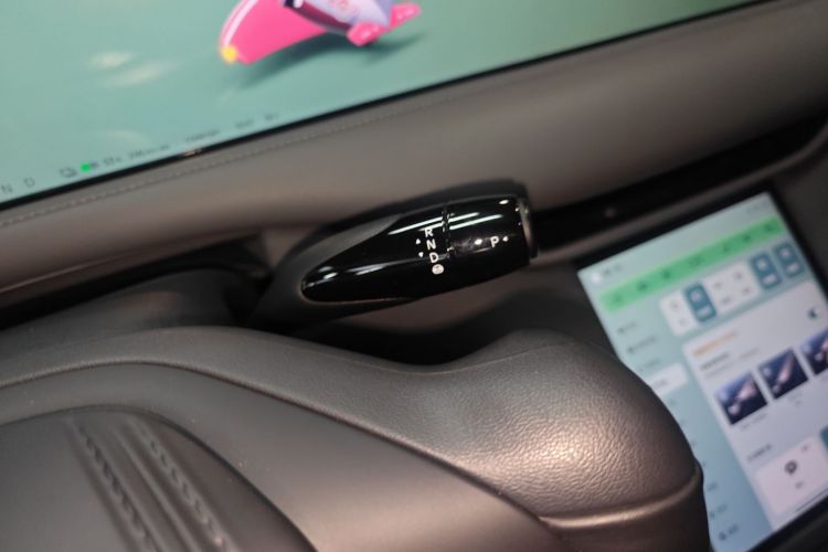 智己汽车 智己LS6 2025款 灵蜥智驾版中控内饰18