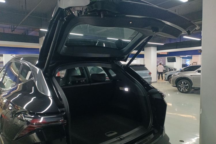 捷途山海L6 2024款 1.5TD DHT ULTRA机舱底盘23