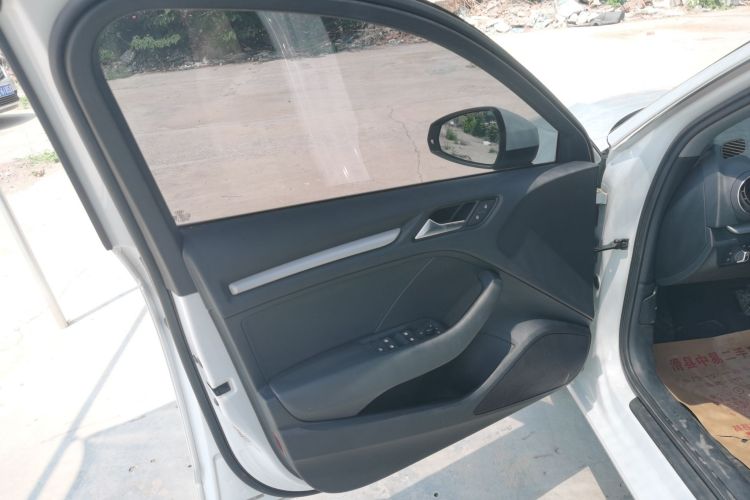 奥迪A3 2020款 改款 Sportback 35 TFSI 进取型 国VI中控内饰7007