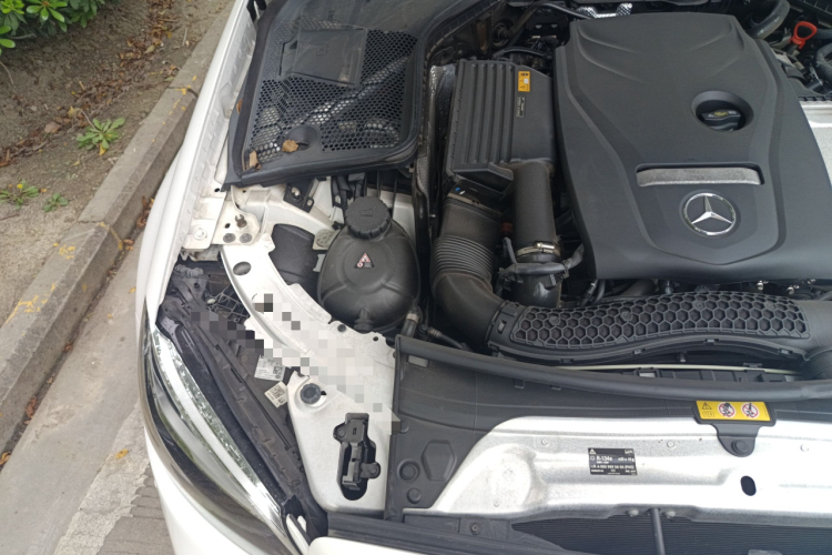 奔驰C级 2019款 C 180 L 时尚型运动版局部细节9006