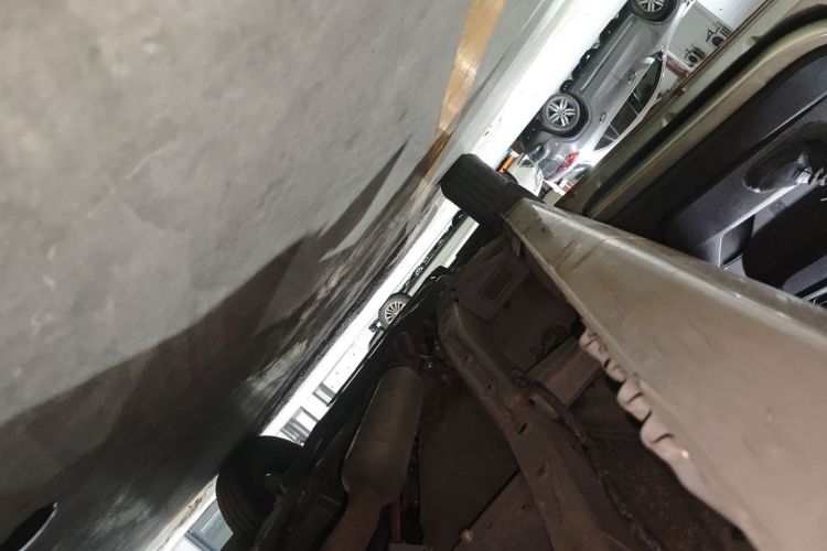 五菱汽车 五菱宏光V 2022款 1.5L劲取版封窗车电动助力LAR局部细节9002