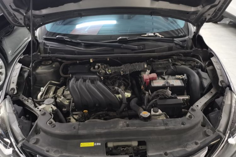 日产 轩逸 2019款 经典 1.6XE CVT舒适版机舱底盘24