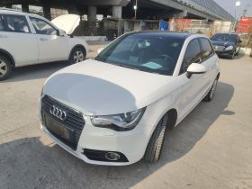 奥迪A1 2014款 30 TFSI Sportback舒适型