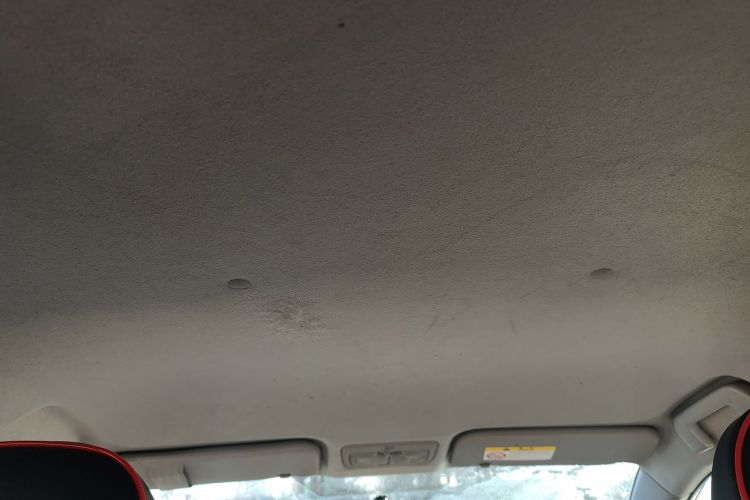 丰田 威驰 2014款 1.5L 手动智尚版中控内饰22