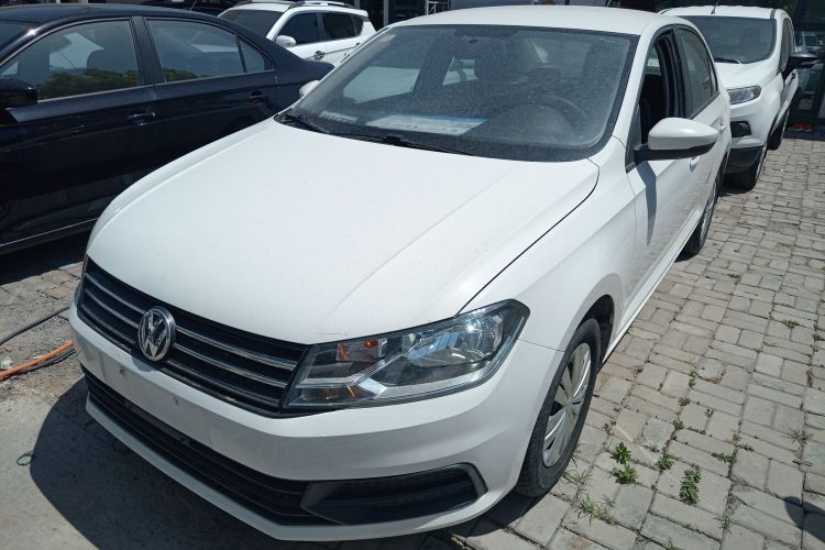 大众 桑塔纳 2016款 1.6L 手动风尚版车身外观1