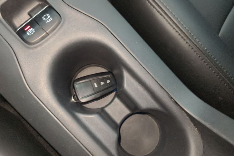 丰田 亚洲狮 2021款 2.0L 豪华版中控内饰7001