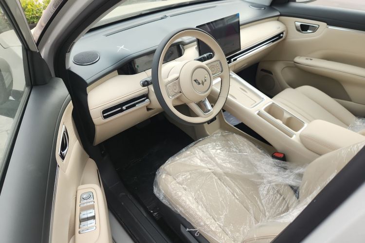 五菱汽车 缤果S 2025款 325km 尊享款中控内饰20